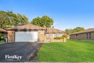 18519 Carriage Ln, Lansing, IL 60438