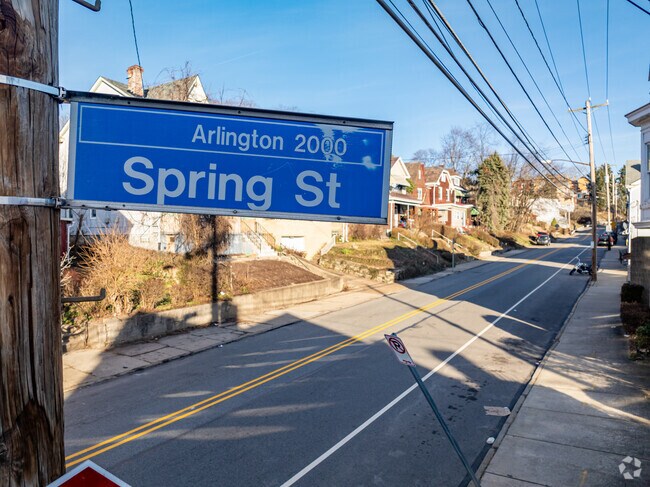 Arlington is the neighborhood up on the hill.