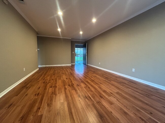 832 Bonita Ave unit 832, La Verne, CA 91750 - photo 3