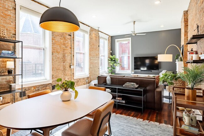 1537 Republic St unit ID1058850P, Cincinnati, OH 45202 - photo 6