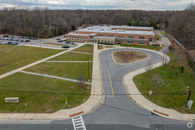 There is a bus/car loop at the front of the school for easy drop off or pick up.