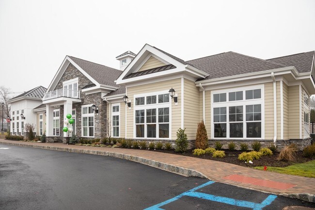 Washington Promenade, Dumont, NJ 07628 - photo 5