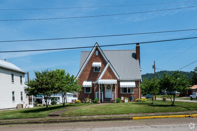 New Martinsville is a small city where everyone knows their neighbors.