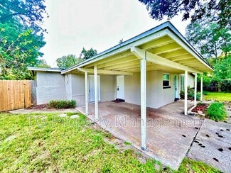 8214 Herlong Rd, Jacksonville, FL 32210