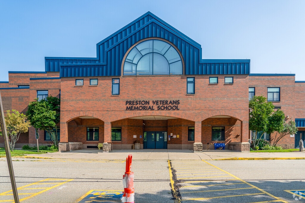 Preston Veterans Memorial Elementary School is a public elementary school serving grades PK-5.
