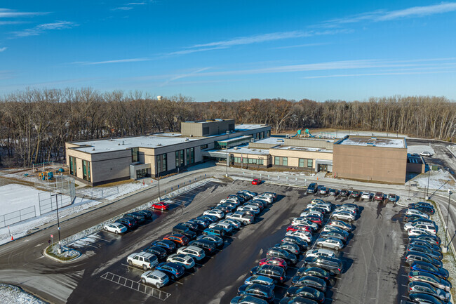 Eagle Point Elementary is located in Oakdale, Minnesota.