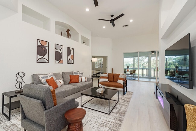 7123 Blue Juniper Ct, Naples, FL 34109 - photo 2