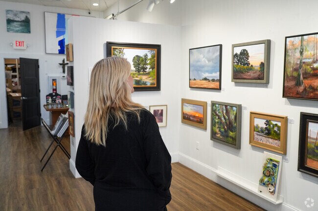 Pacesetter Gallery in Flowood is a vibrant hub for art events and galleries.