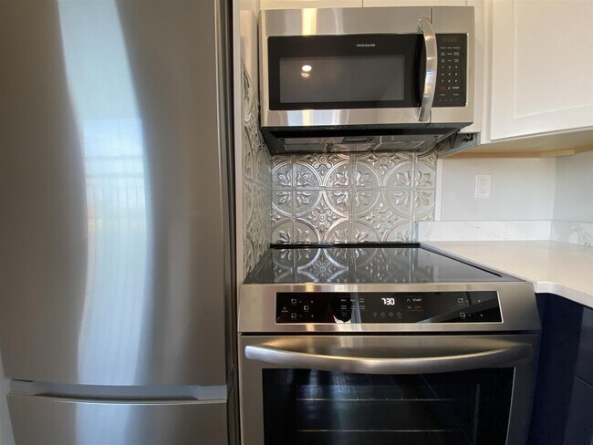 Cambridge Court unit R5B, Cambridge, MA 02139 - photo 4