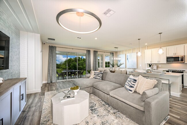 33489 Hammock Beach Way, Wesley Chapel, FL 33545 - photo 4