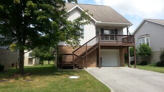 821 Plantation Dr, Pigeon Forge, TN 37863