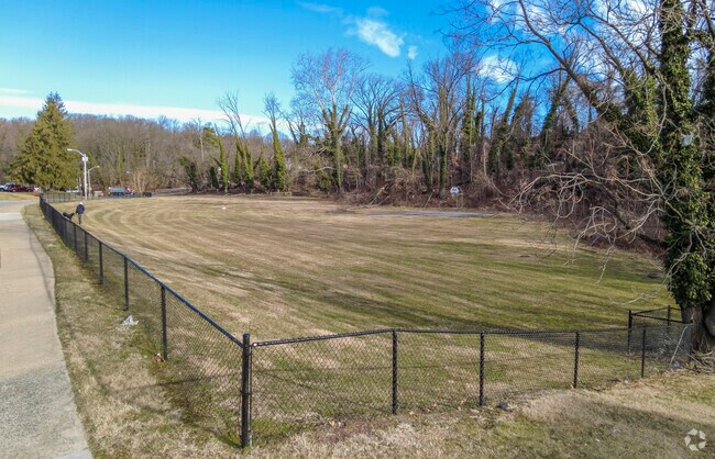 Tremont residents can take their furry friends to play and socialize at a nearby dog-friendly park.