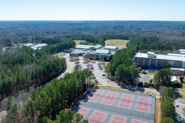 Niche.Com gives Wakefield Middle a A- score.