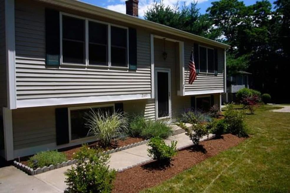 2337 Kingstown Rd, Kingston, RI 02881 - photo 1