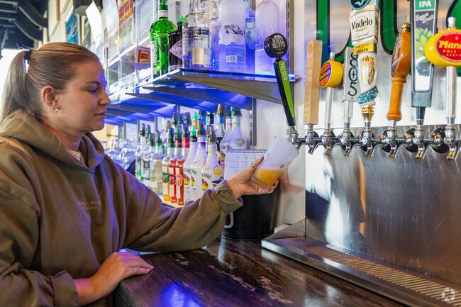 There are many restaurants and breweries to visit in the communities surrounding Umatilla.