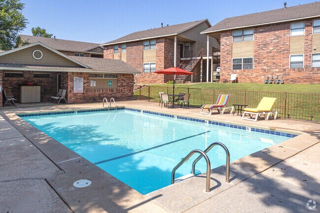 The Parke at Central, Edmond, OK 73034 - photo 2