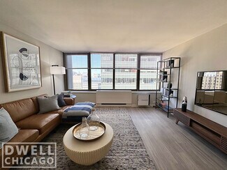 331 E Ontario St, Chicago, IL 60611