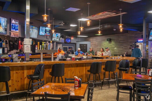 Tailgaters Sports Bar & Grill offers a family friendly environment in the North Branch area.