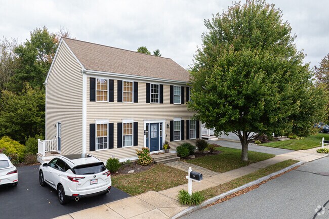 Westview Park offers a wide range of housing styles such as colonial revivals.