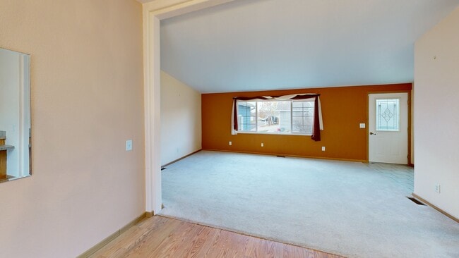 7730 Hummingbird Green unit 84, Frederick, CO 80530 - photo 3