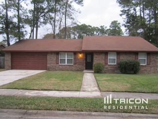 1790 Litchi Ct, Orange Park, FL 32073