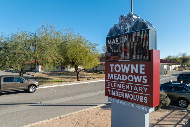 Towne Meadows Elementary School in Gilbert is home of the Timberwolves!
