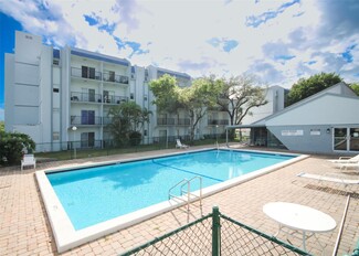 7561 NW 16th St Unit 2510, Plantation, FL 33313