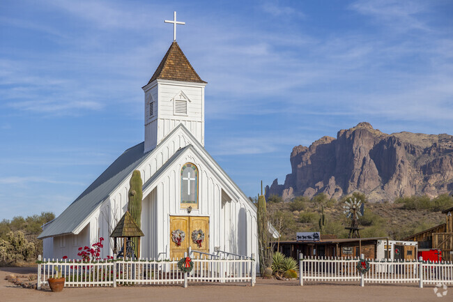This chapel in Apache Junction might be one of the world’s most photographed places.
