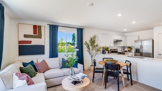 16651 Grey Pine St, La Pine, OR 97739 - photo 5