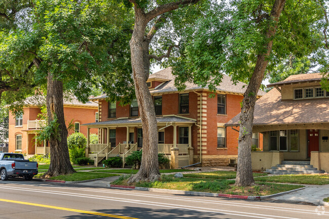 Closer to the university stately older homes line the University Park streets.