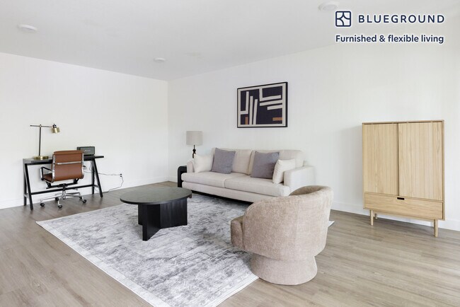 20200 Lucille Ave unit FL2-ID1975, Cupertino, CA 95014 - photo 3