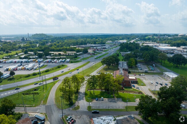 HWY 78 provides an easy path to the interstate when you're leaving Thomas for work or play.