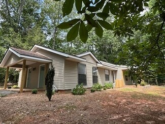 100 Timber Ridge Ln, Seneca, SC 29678