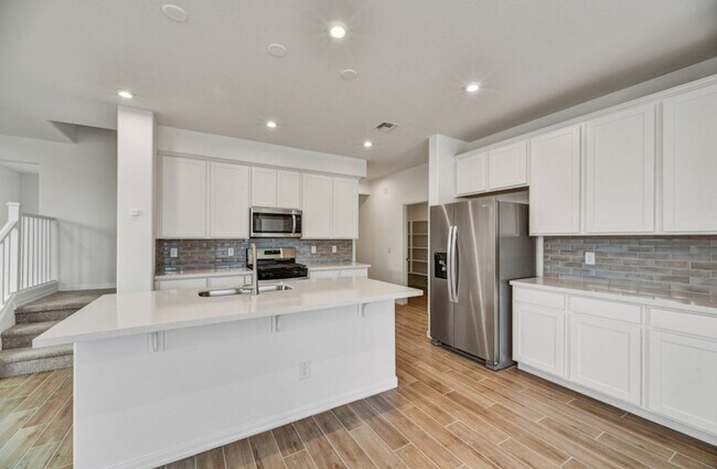 7413 W Peck Dr, Glendale, AZ 85303 - photo 7