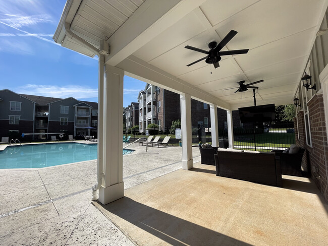 Pool Deck - Entertainment