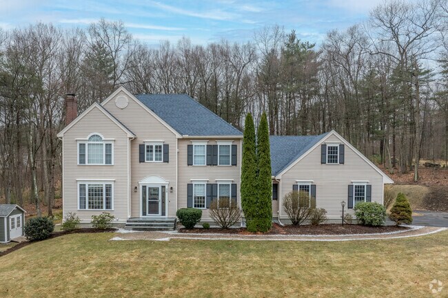 Colonial Revival style homes are particularly common in Gospel Hill.