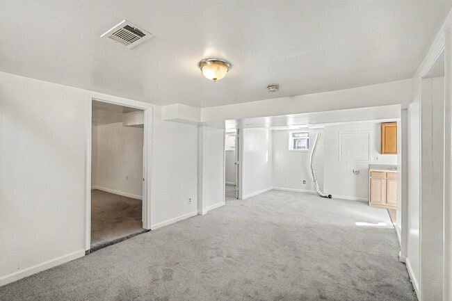 6120 Otis St, Hyattsville, MD 20785 - photo 5