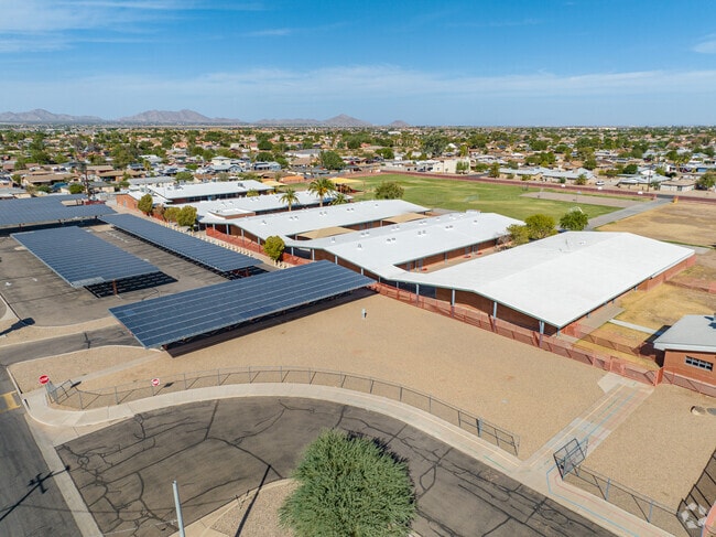 The Center for Online and Innovative Learning utilizes solar panels.