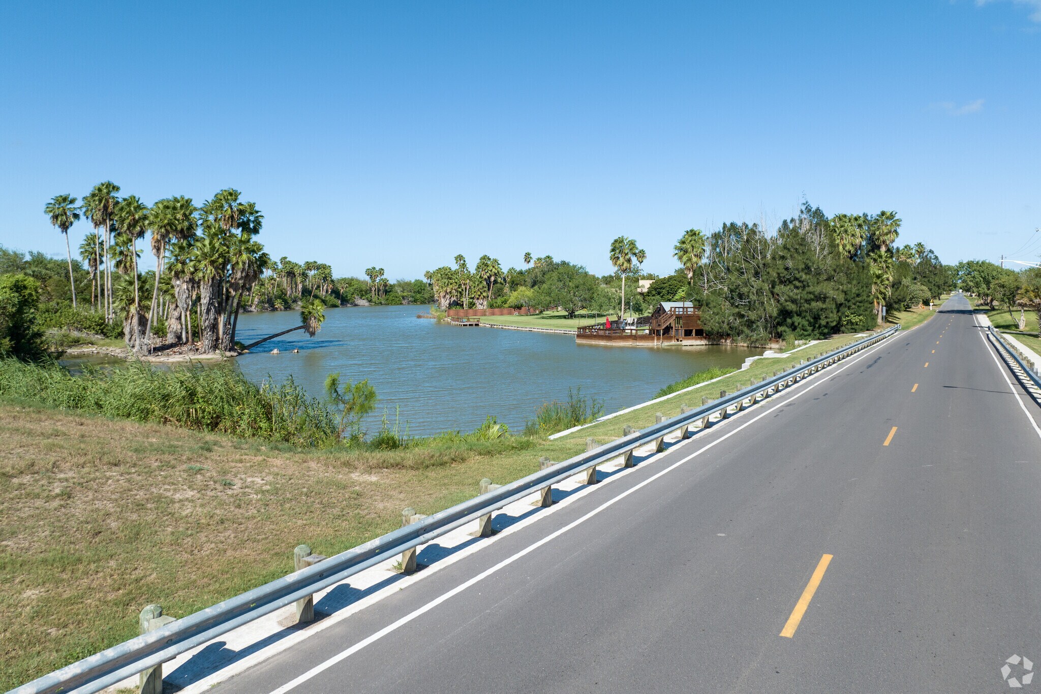 About Los Fresnos Schools, Demographics, Things to Do