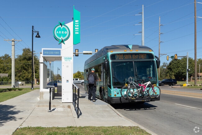 The Aero by Tulsa Transit connects Oak Cliff to greater Tulsa easily.