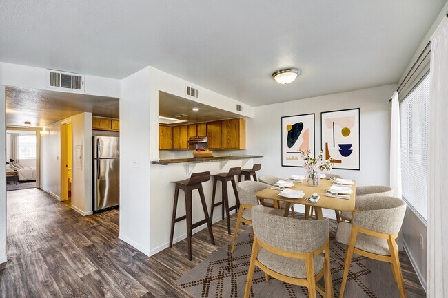 Portola Del Sol, Las Vegas, NV 89106 - photo 3