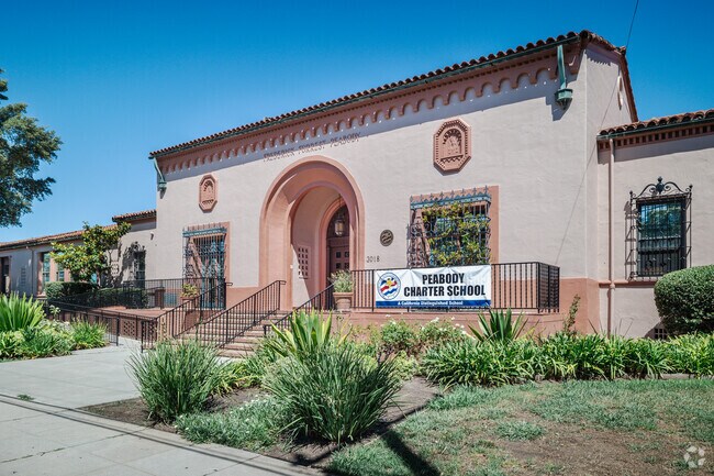 The courses at Peabody Charter Elementary near Foothill encourage critical thinking.