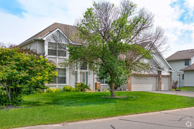 Traditional homes can be found throughout Eidem.