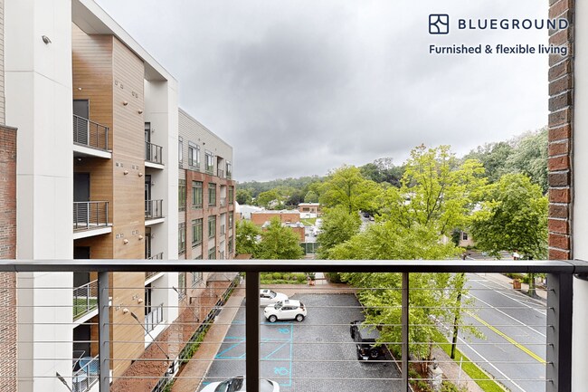 240 E Shore Rd unit FL3-ID3490A, Great Neck, NY 11023 - photo 4