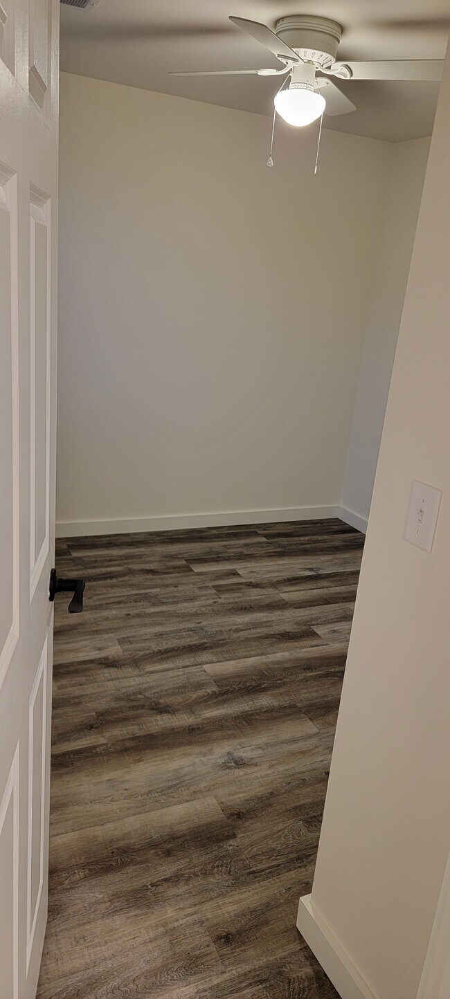 309 Scallon St unit 1, Hancock, MI 49930 - photo 6