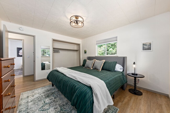 2087 Upper River Rd, Grants Pass, OR 97526 - photo 5