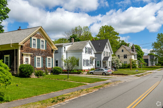 This row of homes displays the various architecture found in Middleborough Center.