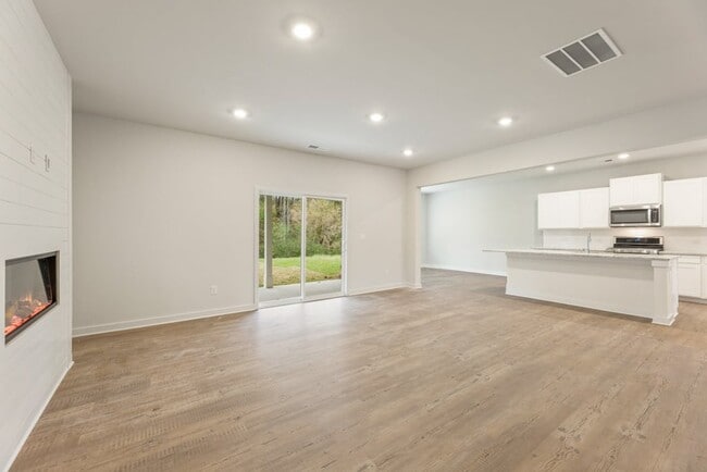 7390 Quinn Ct, Dawsonville, GA 30534 - photo 5