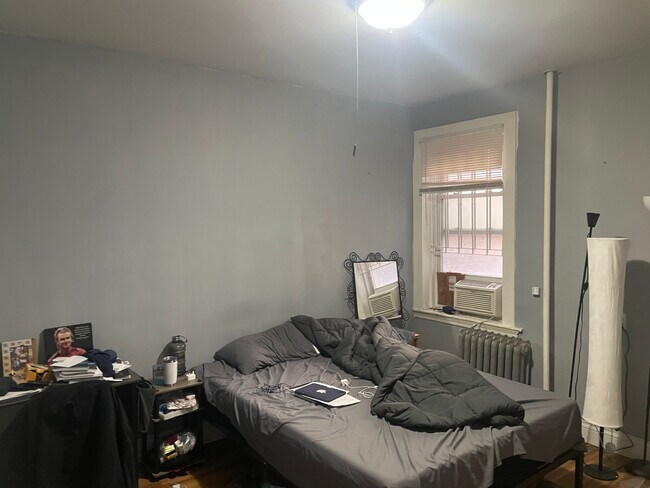 43 Orkney Rd unit 4-bed 2-bath, Brighton, MA 02135 - photo 7