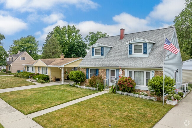 The Churchill Downs neighborhood offers a wide variety of houses.